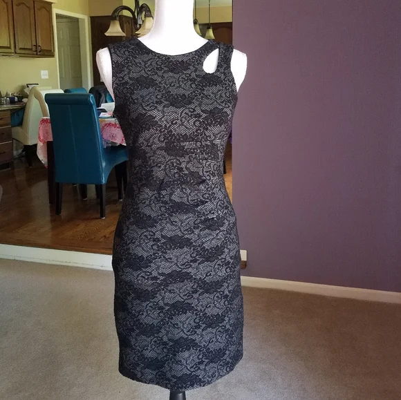 Black Lace Mini Bodycon Dress from Europe - Picture 4 of 10